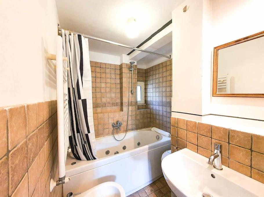 Apartment Cozy In Pigneto Up To 4 Rom